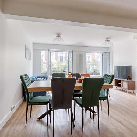 Appartamento Branded New 4 Bdrs Flat - Huge Terrace - Prime Loc Parigi