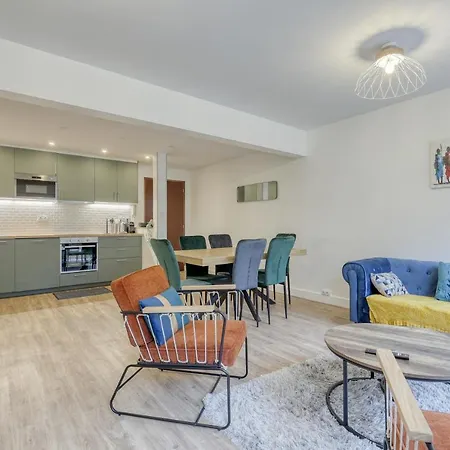 Apartment Branded New 4 Bdrs Flat - Huge Terrace - Prime Loc Paris