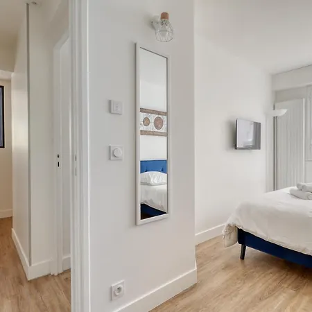 Apartment Branded New 4 Bdrs Flat - Huge Terrace - Prime Loc *